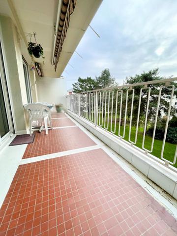 Angers - Le Val d'Or - Appartement de type 3 avec cave et place de parking sécurisée - proche étang Saint Nicolas