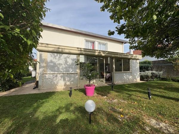 Maison 6 pièce(s) 4 chambre(s) 157 m²