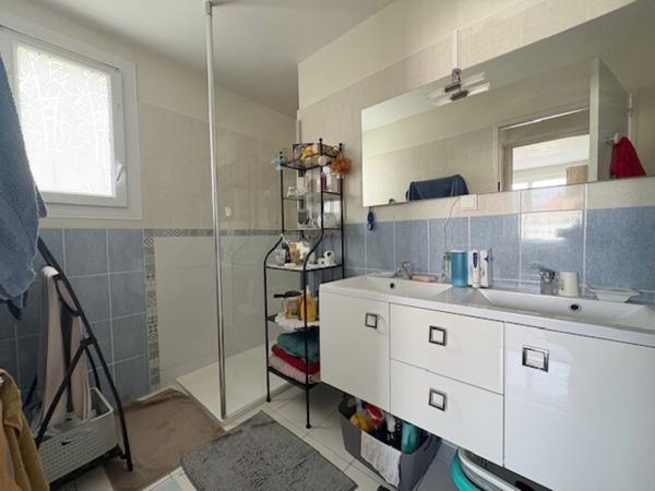 Maison 6 pièce(s) 4 chambre(s) 157 m²