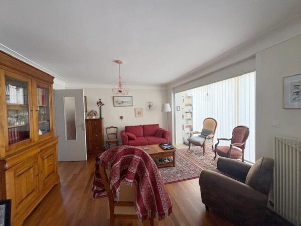 Maison 6 pièce(s) 4 chambre(s) 157 m²