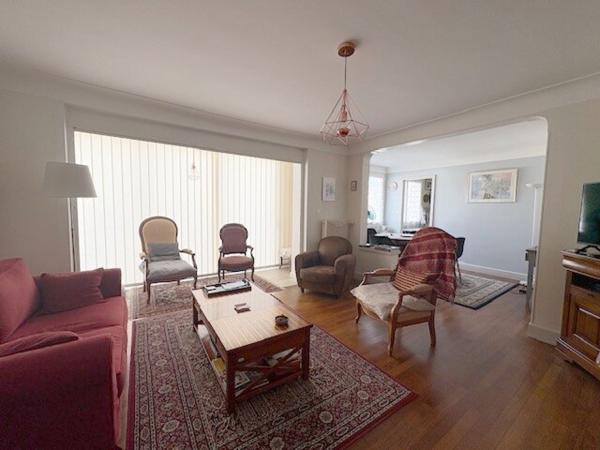 Maison 6 pièce(s) 4 chambre(s) 157 m²