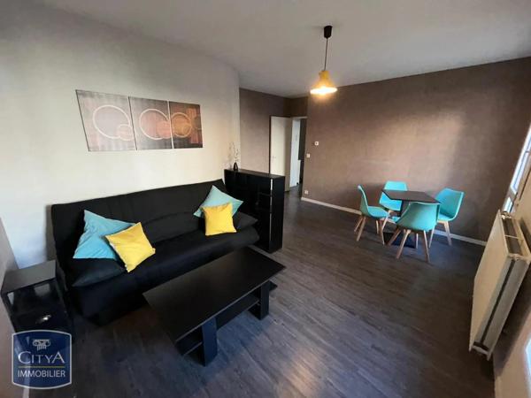 Appartement à louer 2 pièces 55.71m² Châteauroux (36000)