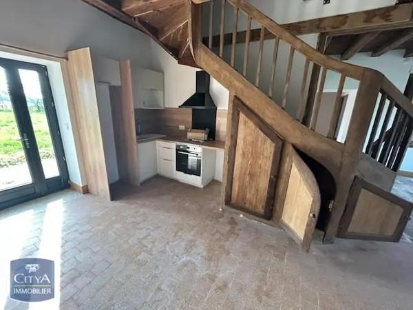 Maison à louer 3 pièces 88.27m² Avord (18520)