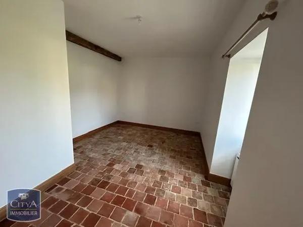Maison à louer 3 pièces 88.27m² Avord (18520)