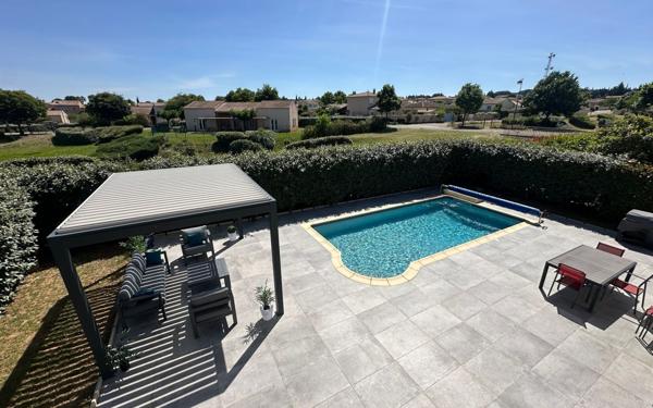 Maison à vendre    6 pièces •  Caissargues