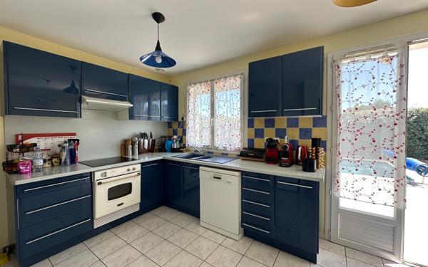 Maison à vendre    6 pièces •  Caissargues