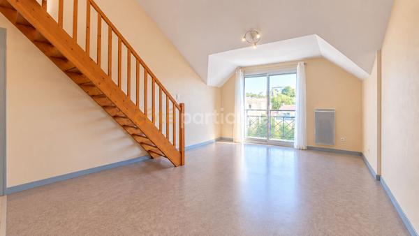Vente
                Appartement52,52 m² - 3 Pièces -
                    LA ROCHE SUR YON (85000)