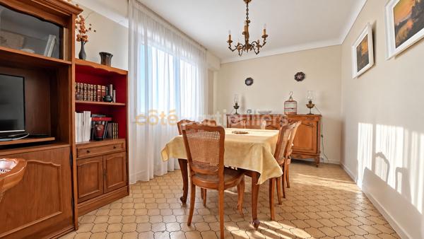 Vente
                Appartement73 m² - 2 Pièces -
                    LES SABLES D OLONNE (85100)