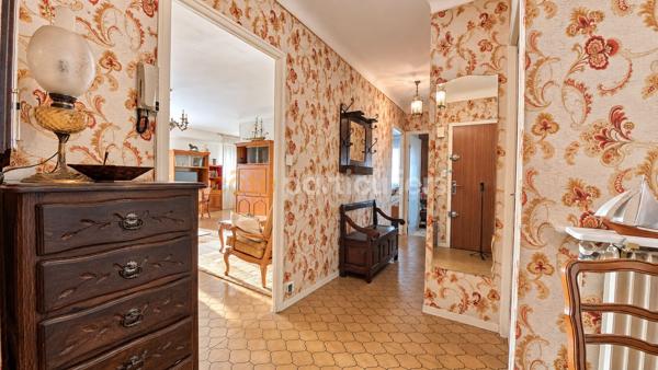 Vente
                Appartement73 m² - 2 Pièces -
                    LES SABLES D OLONNE (85100)