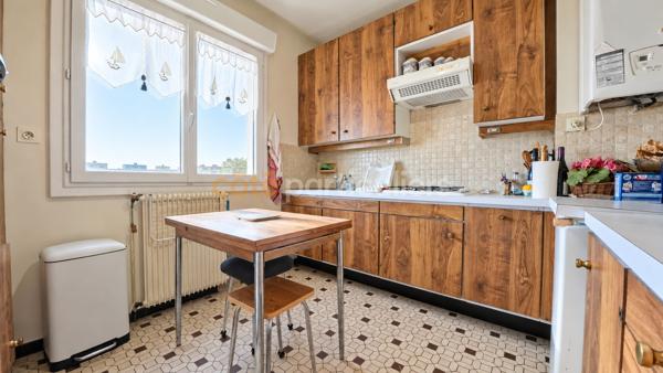 Vente
                Appartement73 m² - 2 Pièces -
                    LES SABLES D OLONNE (85100)