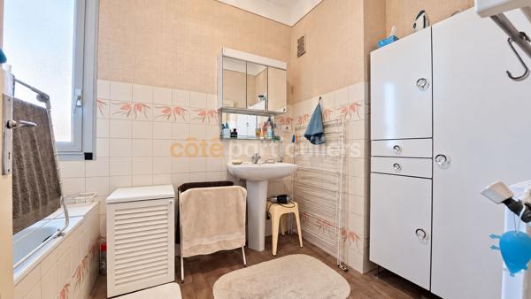 Vente
                Appartement73 m² - 2 Pièces -
                    LES SABLES D OLONNE (85100)