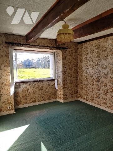 Maison en pierre et dépendances