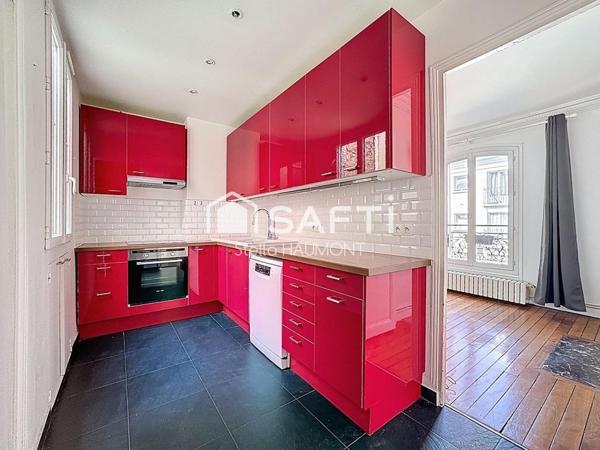 3P DERNIER ÉTAGE LUMINEUX ET TRAVERSANT