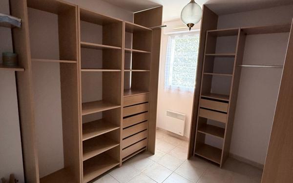 Appartement à vendre    4 pièces • 76 m2 Frontignan