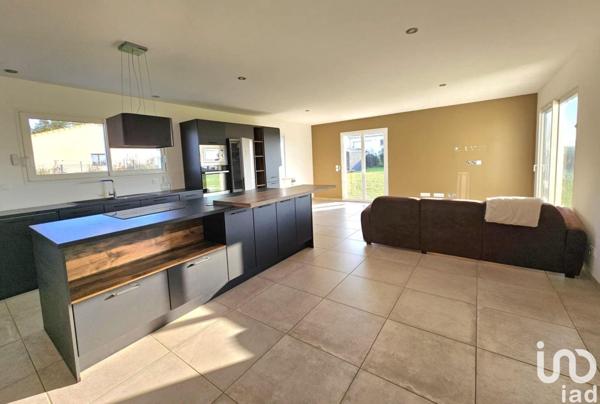 Maison à vendre 4 pièces 99 m² Sérénac