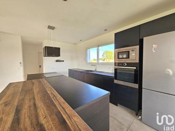 Maison à vendre 4 pièces 99 m² Sérénac