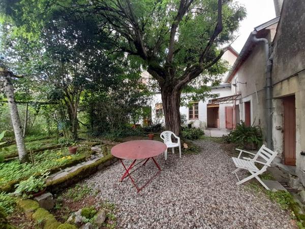 Maison à vendre |  Fumel |  9 pièces | 217 m²