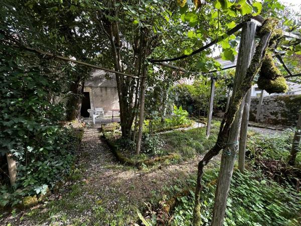 Maison à vendre |  Fumel |  9 pièces | 217 m²