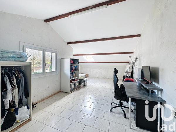 Maison traditionnelle 6 pièces de 140 m² à Benquet (40280)