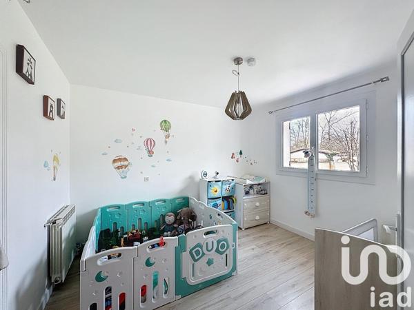 Maison traditionnelle 6 pièces de 140 m² à Benquet (40280)