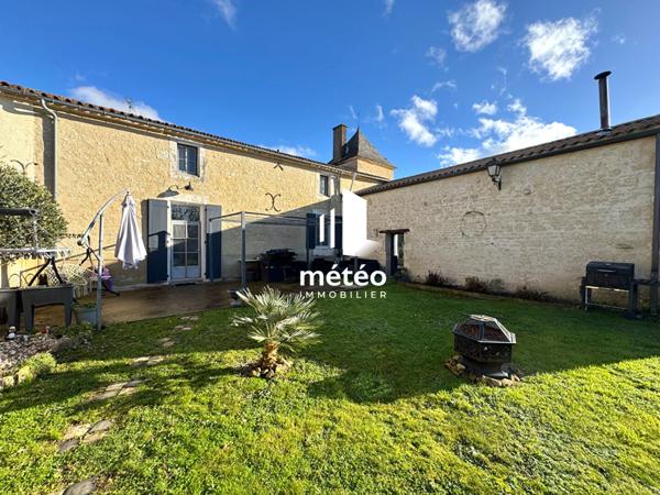Maison en pierre de 226m² Luçon 4 chambres