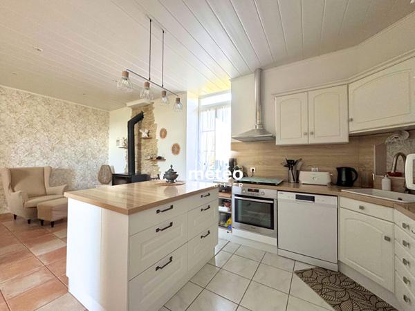 Maison en pierre de 226m² Luçon 4 chambres