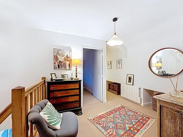 Maison 11 pièce(s) 203 m2