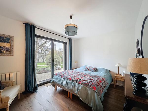 Maison 11 pièce(s) 203 m2