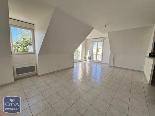 Appartement à louer 2 pièces 55.08m² La Ville-aux-Dames (37700)