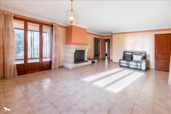 Maison à vendre |  Saint-Gély-du-Fesc |  7 pièces | 165 m²