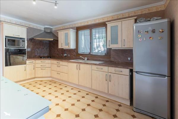 Maison à vendre |  Saint-Gély-du-Fesc |  7 pièces | 165 m²