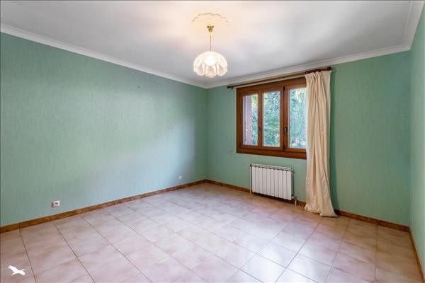 Maison à vendre |  Saint-Gély-du-Fesc |  7 pièces | 165 m²