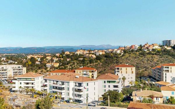 Appartement à vendre    4 pièces •  Saint-Raphaël