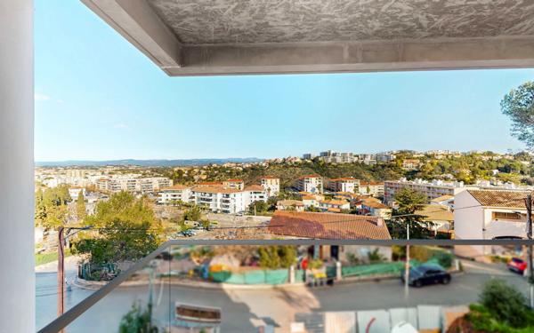 Appartement à vendre    4 pièces •  Saint-Raphaël