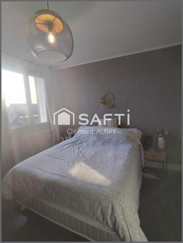 Bel appartement lumineux avec 3 chambres !