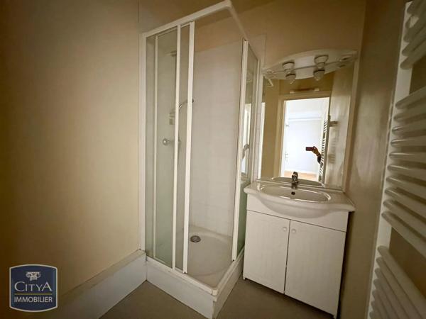 Appartement à louer 2 pièces 41.78m²