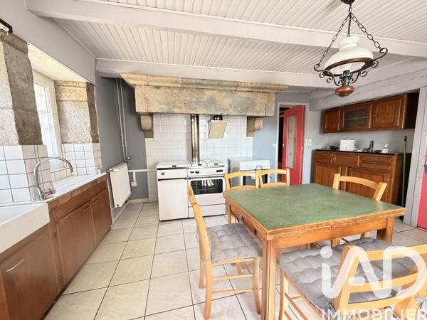 Maison à vendre 5 pièces 114 m² Colombe-lès-Vesoul
