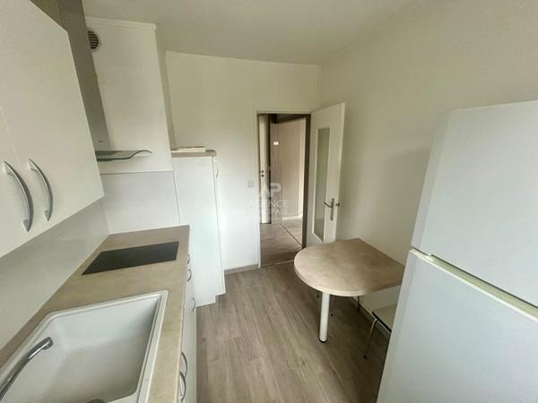 Appartement Poissy 2 pièce(s) 43.32 m2 €179 000 ** - Référence 8995
