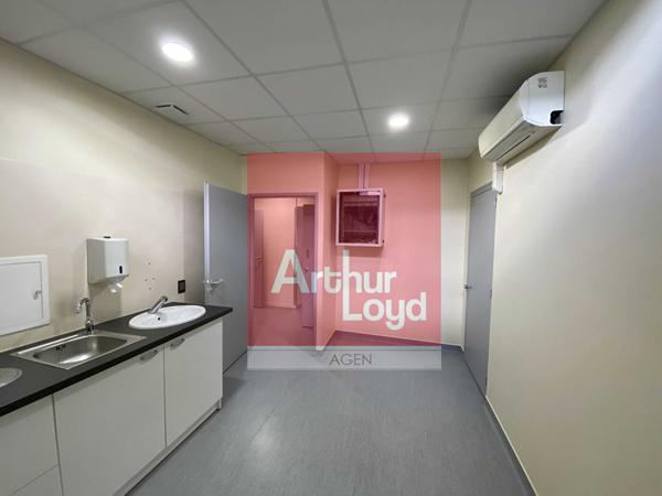 Immeuble de Bureaux Sainte Livrade Sur Lot 330 m2