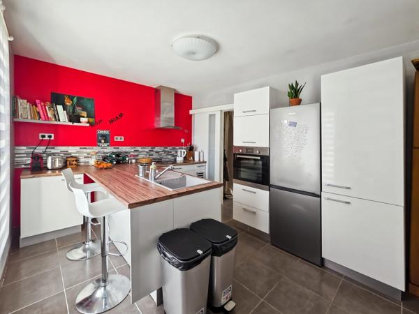 Maison à vendre 5 pièces EPONE (78)