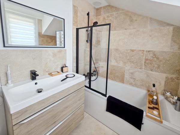 Maison à vendre 5 pièces EPONE (78)