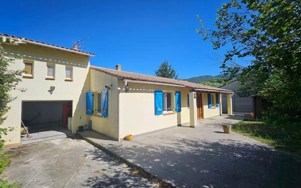 Maison à vendre    6 pièces • 140 m2 Saint-Zacharie