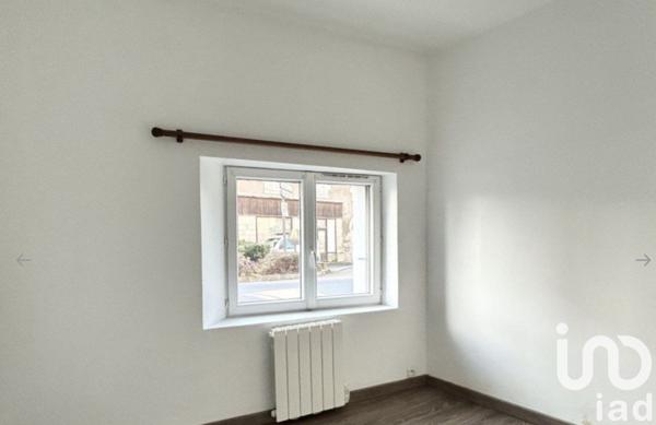 Maison traditionnelle 6 pièces de 160 m² à Forgès (19380)