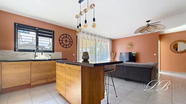 Maison de 90 m2 plain-pied  avec Garage sur un terrain de 300 m2