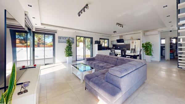 Perpignan villa architecte  5 pièce 137 m2