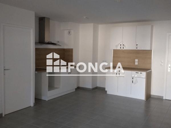 Location Appartement 3 pièces 62.84 m² - AVENUE GABRIEL BARBAROUX Le Luc 83340