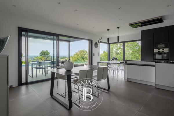 Limonest, Maison 5 Chambres -  178 m² à vendre