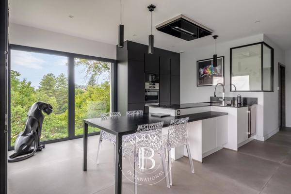 Limonest, Maison 5 Chambres -  178 m² à vendre