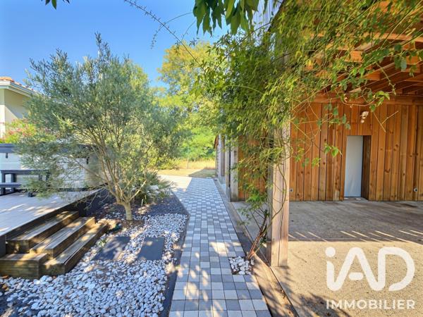 Maison à vendre 6 pièces 131 m² Salles