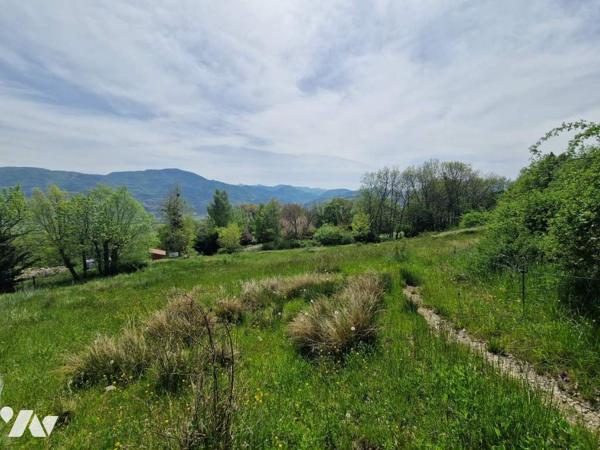 Beau terrain à bâtir avec vue